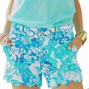In a Pinch Butter Cup Shorts in Size 0